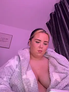 KatieCeexx 网络视讯表演