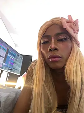 Mara_royal Webcam show