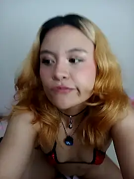 Chat +18 de preetty_vaal ao vivo