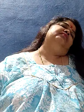 tamilthanushri Live XXX Chat