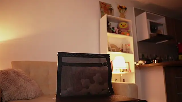 دردشة SaraParisi الجنسية المباشرة