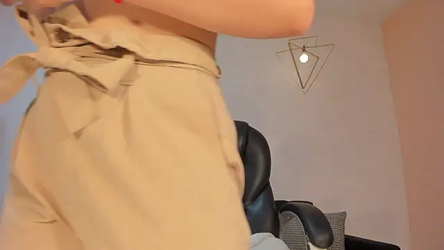 RebeccaHudson Chat XXX live