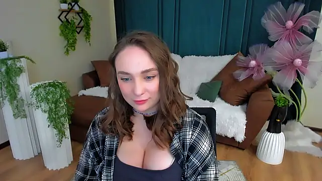 TrueReincarnation Live XXX Chat