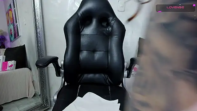 andre-baker Obrolan Langsung XXX