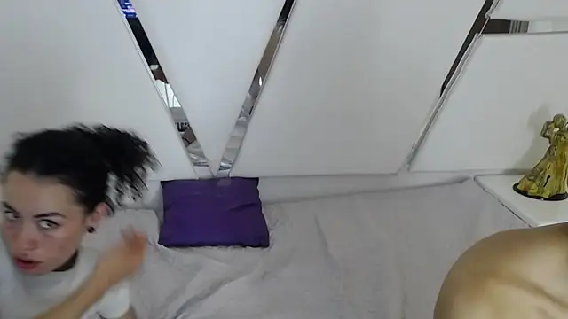 oblivionlove Live XXX Chat