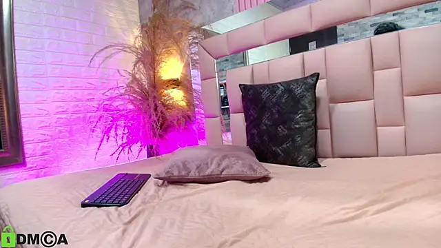 griselle_rousse live XXX chat