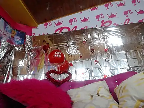 Yourgirl-thaly20 Chat XXX live