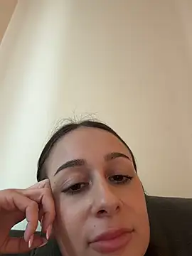 ChiaraSommer's Live XXX Chat