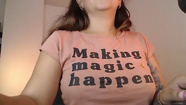 abbyjones211 élő XXX-chatje