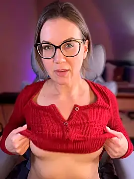 XXX chat uživo modela MaiseKnox