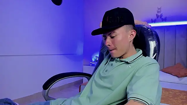 Nascary_Fox Live XXX-chat