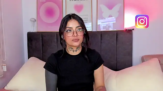 Hinataw33d01 Live XXX Chat