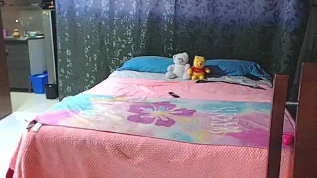 miia-big1boobs_ 即時 XXX 聊天