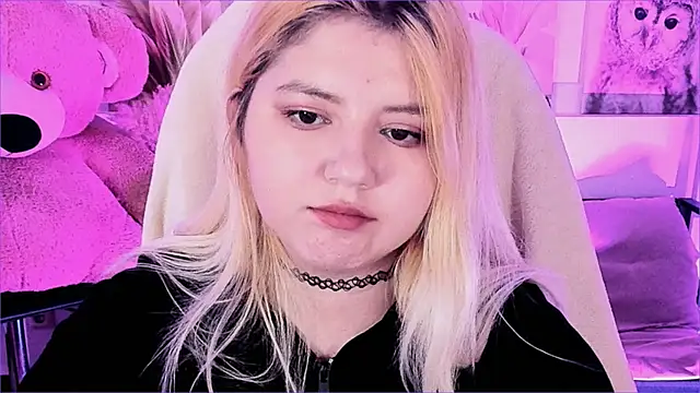 DiaAngell live XXX chat