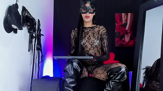 Aleshkastone's Live XXX Chat