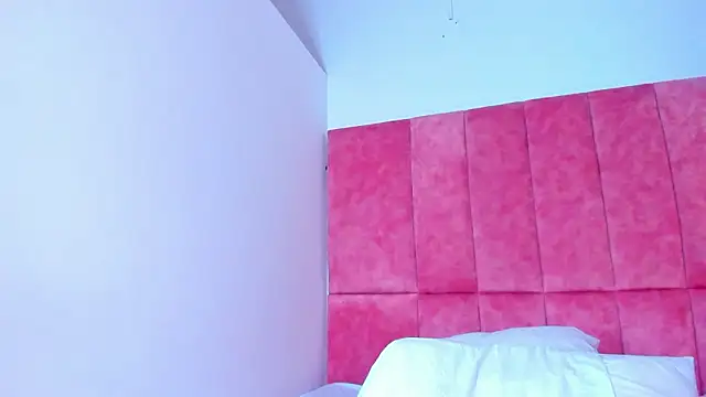 kittyy_milk_001 élő XXX-chatje