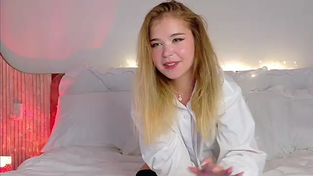 Lilith_Bonheur: онлайн-секс-чат