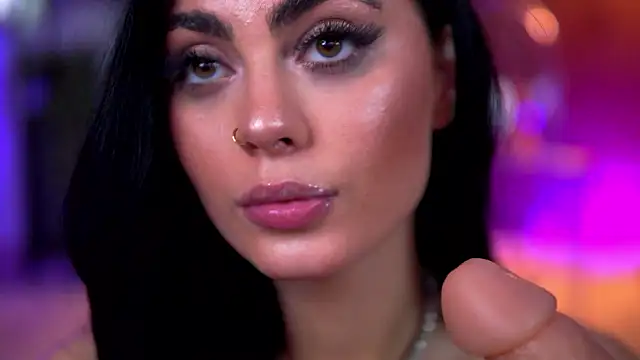 RavennaDArcyのライブXXXチャット