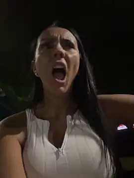 XXX chat uživo modela SofhiaTaylor