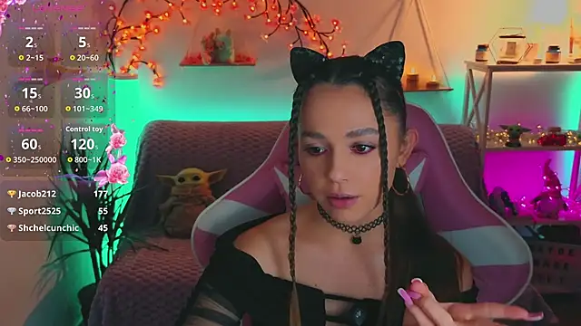 دردشة NastiNana الجنسية المباشرة