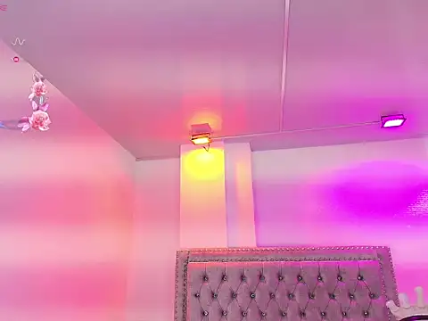 Hannah_andrews' Live XXX Chat