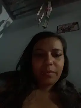 cinthia2011's Live XXX Chat