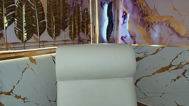 Show modela ChloeVixen na web-kameri