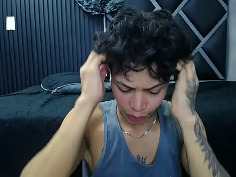 Dogan_Renzo0 Live XXX-chat