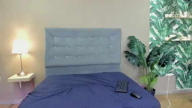 Kylievega_ Live XXX Chat