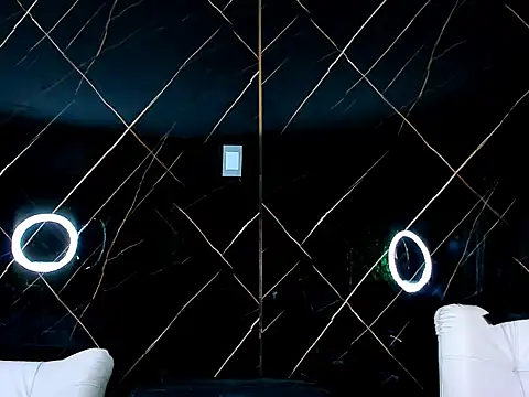 Wolfe_Owen Live XXX-chat