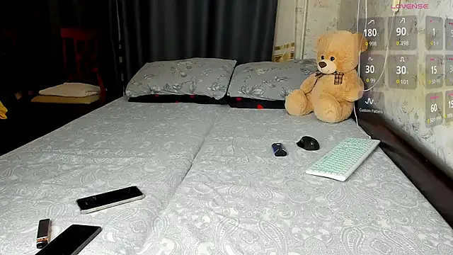 XXX chat uživo modela ERICK__DEEN