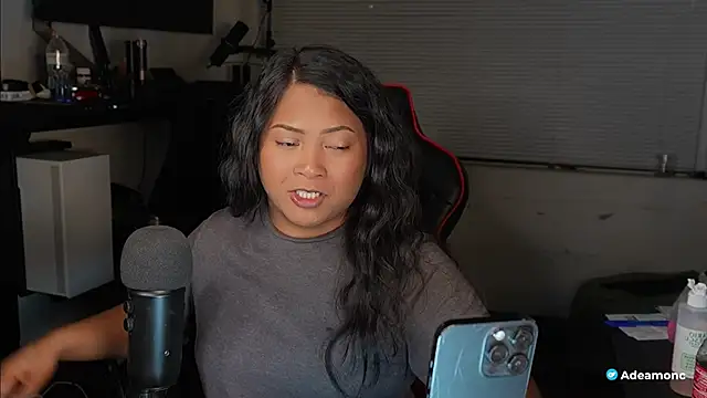 Bubbleliyah: απευθείας συνομιλία ΧΧΧ