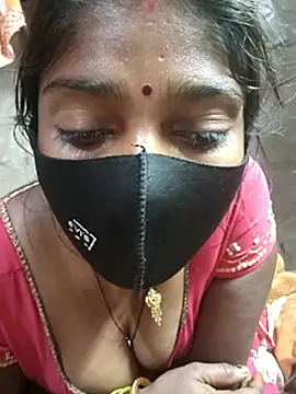 Arti032's Live XXX Chat