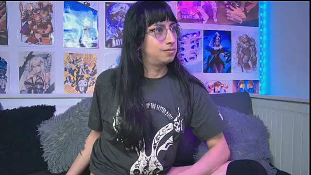 snowblack_'s Live XXX Chat