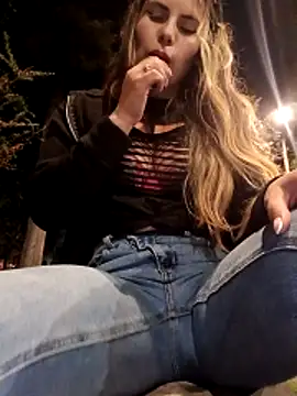 Chat XXX en directo de Cata_city1106