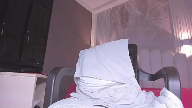 Онлайн чат XXX NastassjaCandy