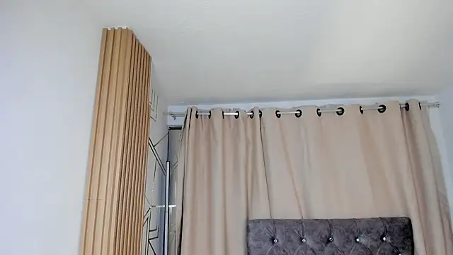 JulessCornett Live XXX-chat