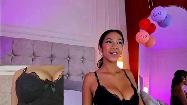 JasmineRoss_1 élő XXX-chatje