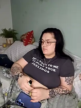 Chat XXX ao vivo de Saucy-Serenity