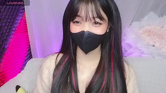 XXX chat uživo modela Miu_Babe