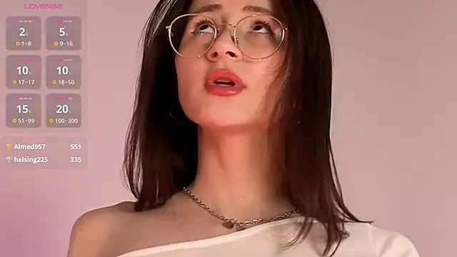 MartaBrent Adlı Modelin Canlı XXX Sohbeti