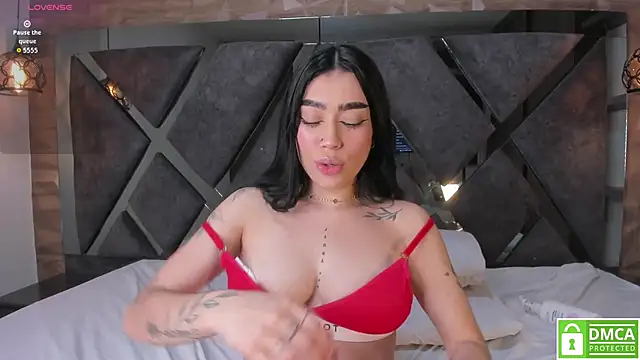 Chat XXX en directo de Scarlet__Jones_