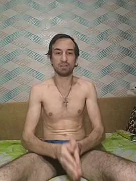 Show modela ANDREW_87 na web-kameri