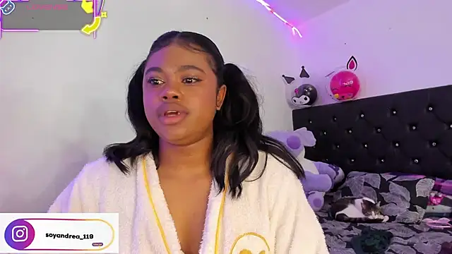 july_smith09: απευθείας συνομιλία ΧΧΧ