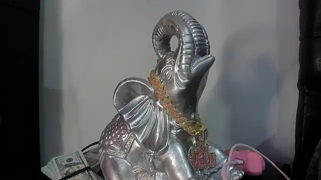 Thaliakim's Live XXX Chat