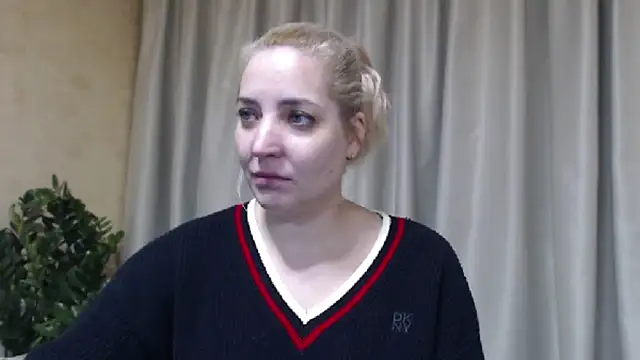 XXX chat uživo modela sweetpussy