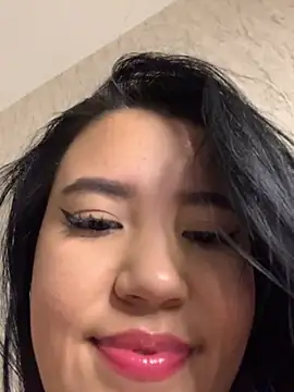 DulcePiink Adlı Modelin Canlı XXX Sohbeti