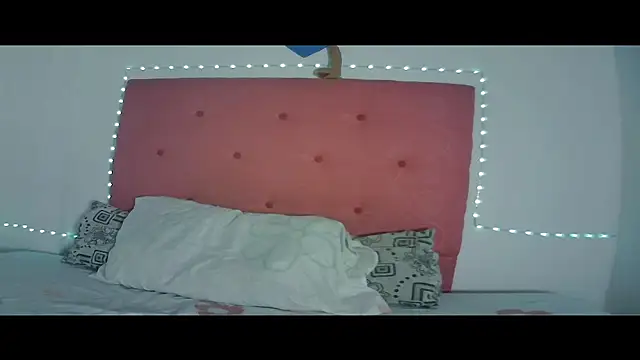 Mia_Suarez7 Live XXX-Chat