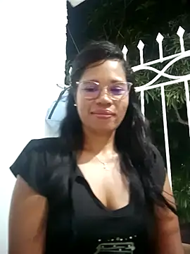 Yandris_1212's Live XXX Chat