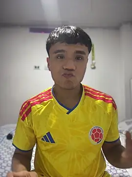 Show modela CreamKingg na web-kameri